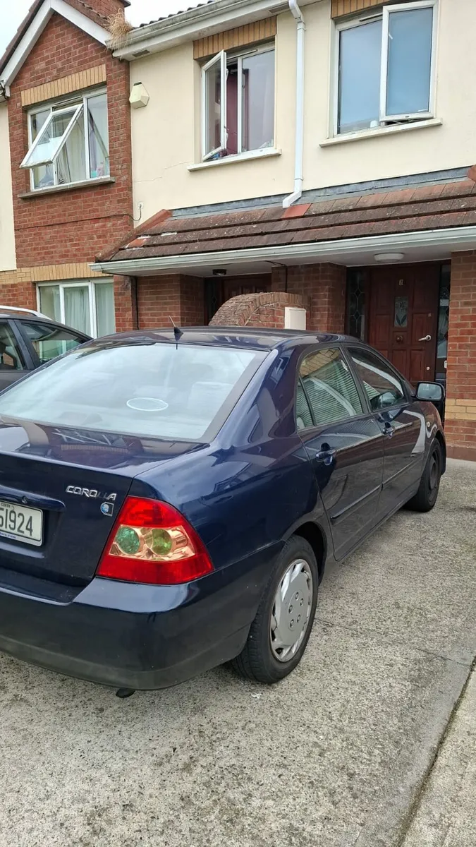 Toyota Corolla - Image 4