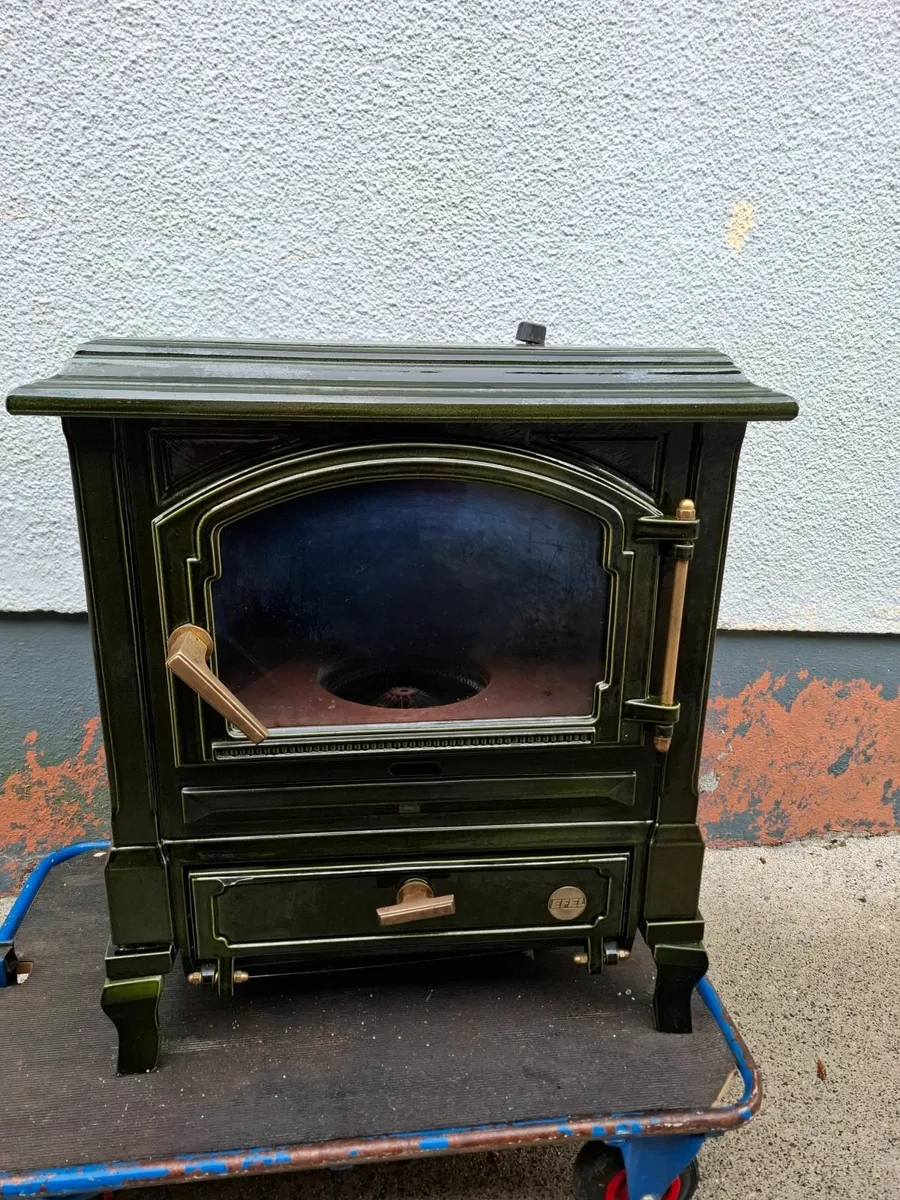 Efel oil stove - Image 1