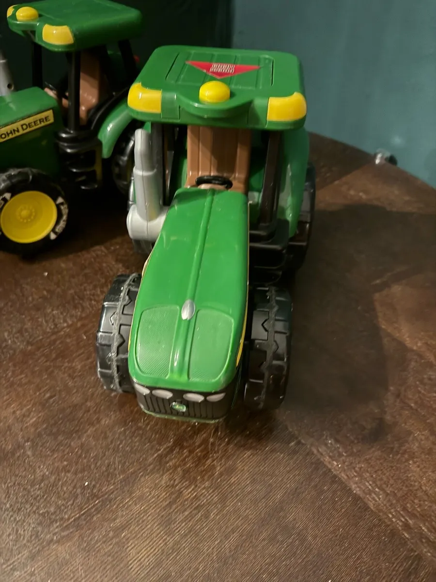 John Deere Toy Tractor - Image 2