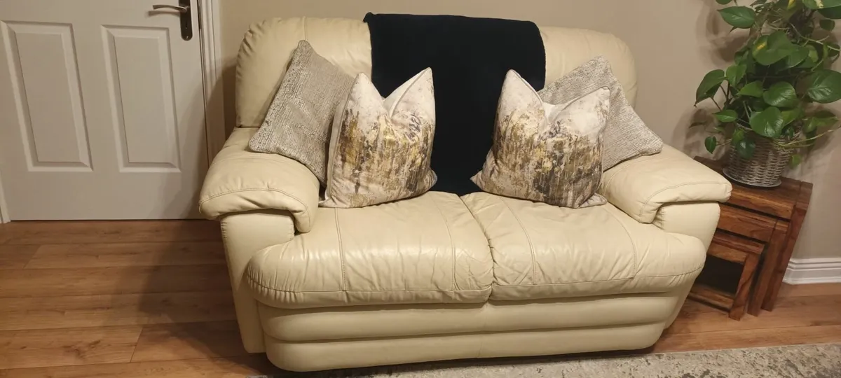 Couch - Image 1