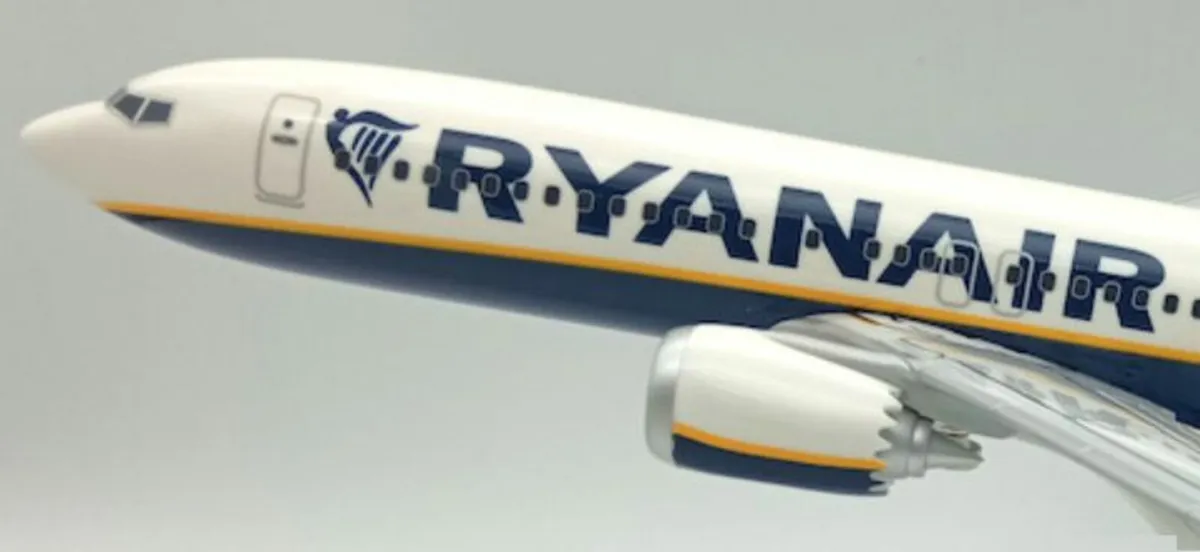Boeing 737- MAX 8 - Ryanair EI-HGT Free Post - Image 4