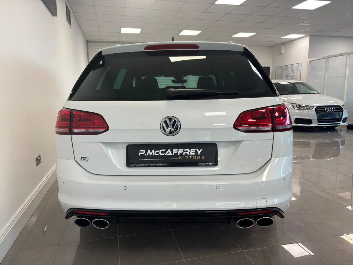 2017 Volkswagen Golf R 2.0 TSI 300 BHP 4MOTION AUT - Image 4