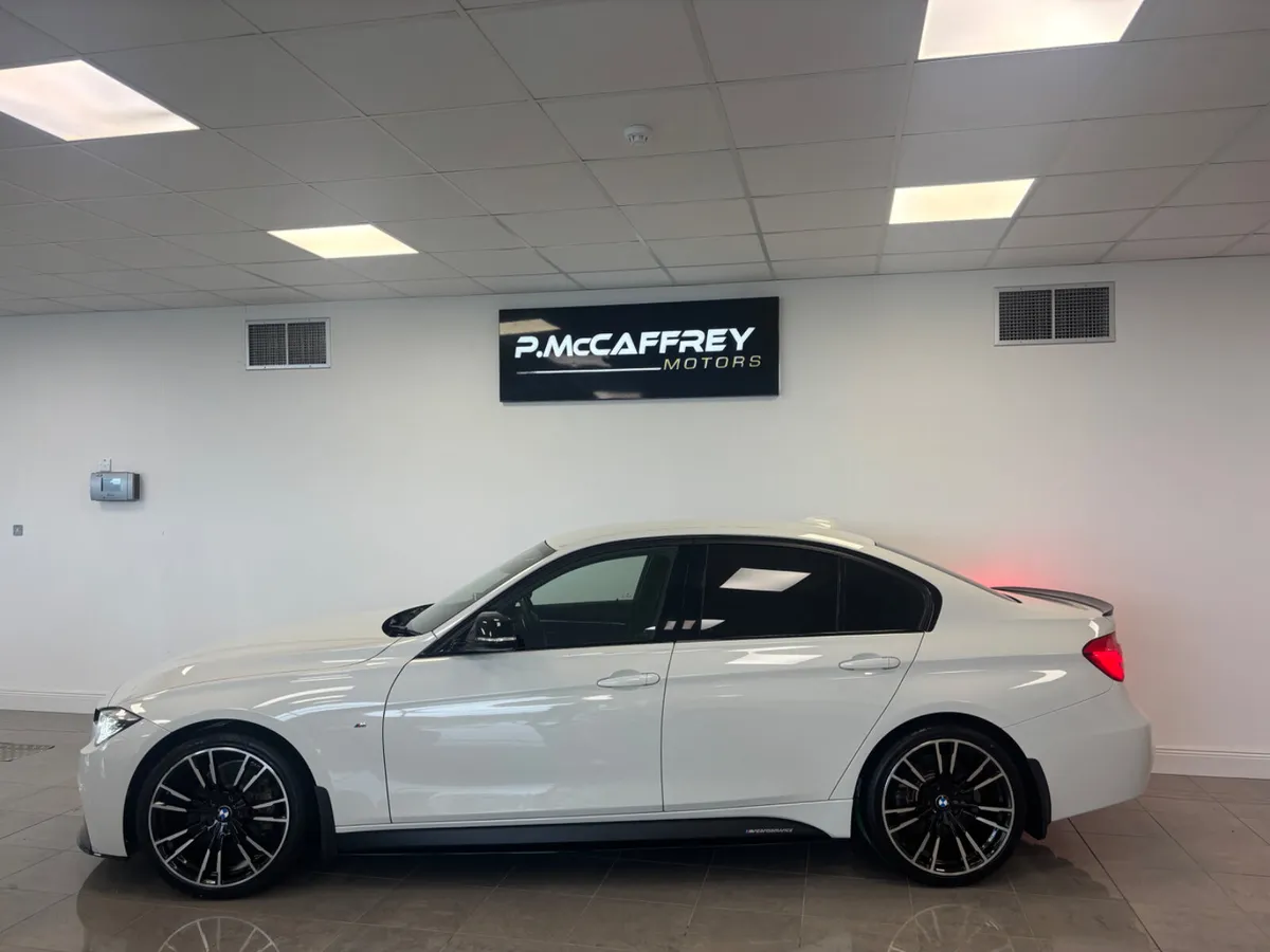 2015 BMW 320D M-SPORT F30 AUTO M-PERFORMANCE KIT - Image 2