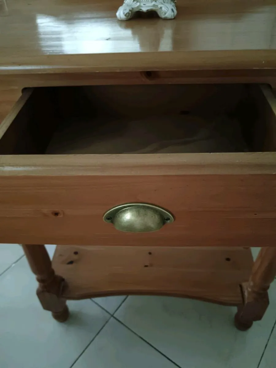 Hall table - Image 2