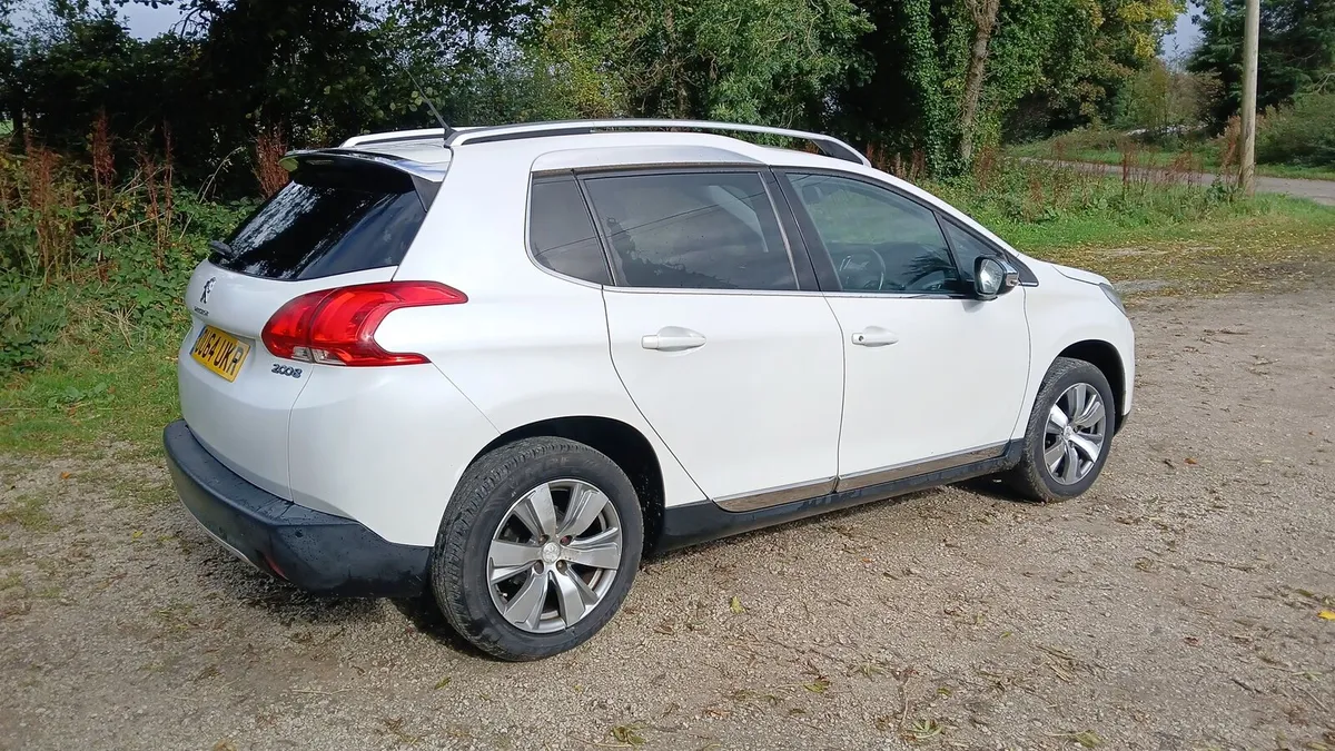 2014 peugeot 2008 1.2 allure - Image 3