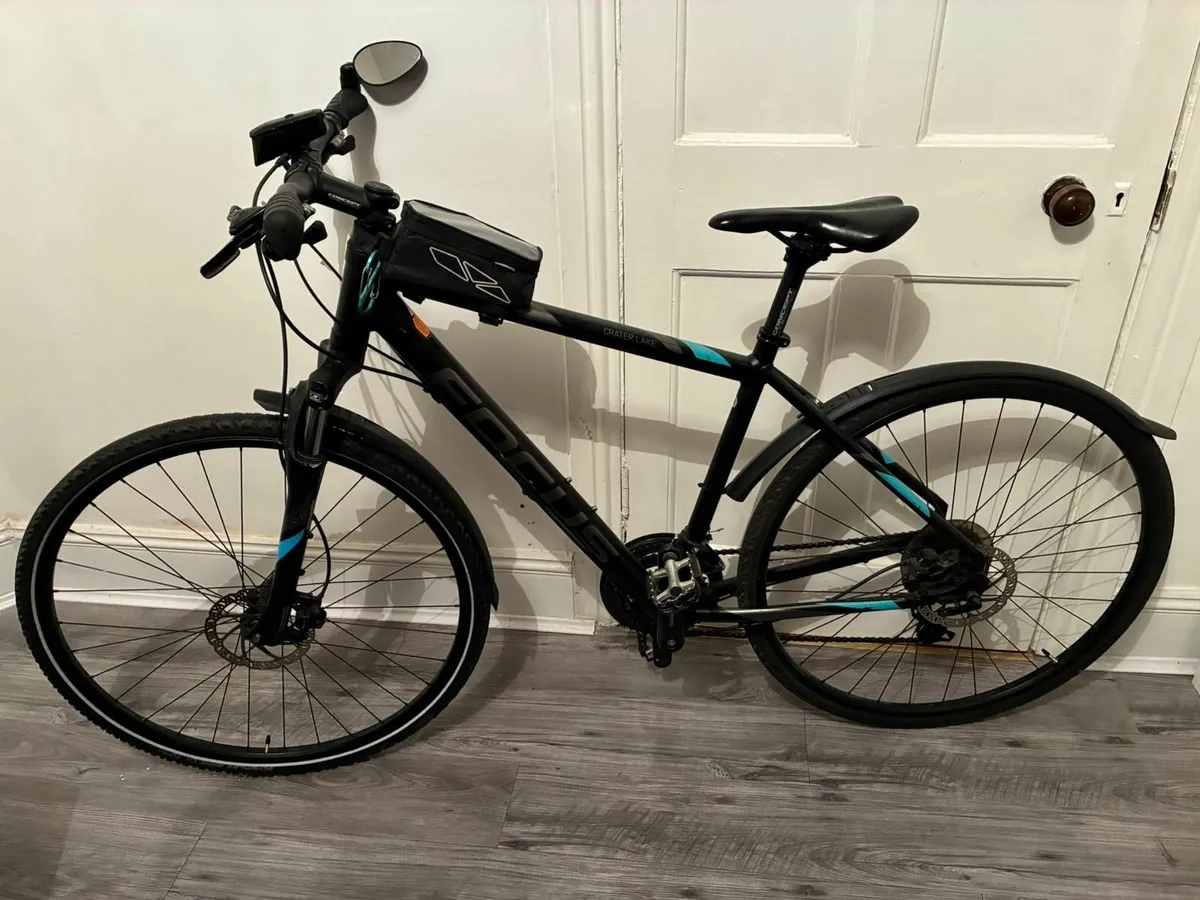 Focus Crater Lake Hybrid Bike – 3x8 Gears – €200 - Image 1