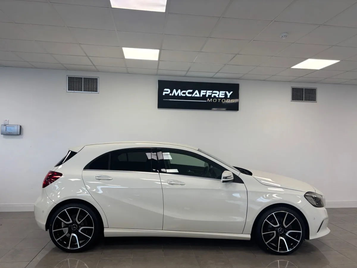 2016 Mercedes-Benz A180 1.6 Style Auto Half Leathe - Image 2