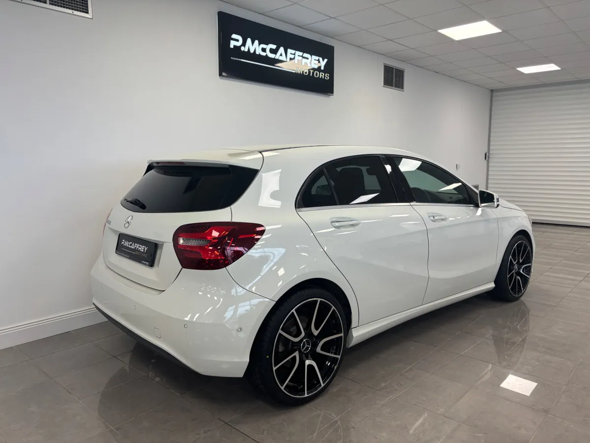 2016 Mercedes-Benz A180 1.6 Style Auto Half Leathe - Image 3