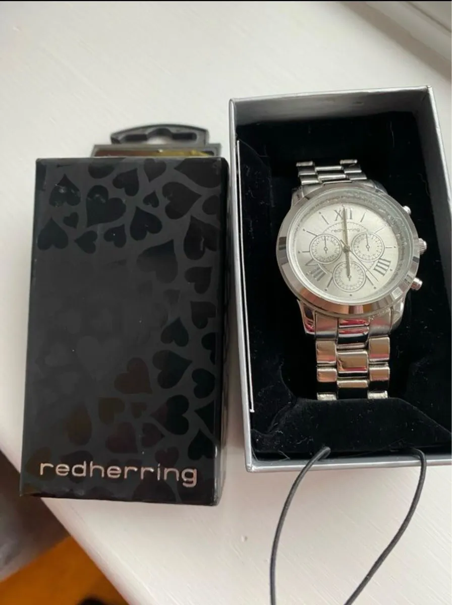 Red Herring unisex watch, silver, like new - Image 1