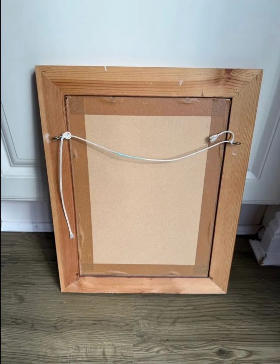 Wooden mirror in very good condition - Image 2
