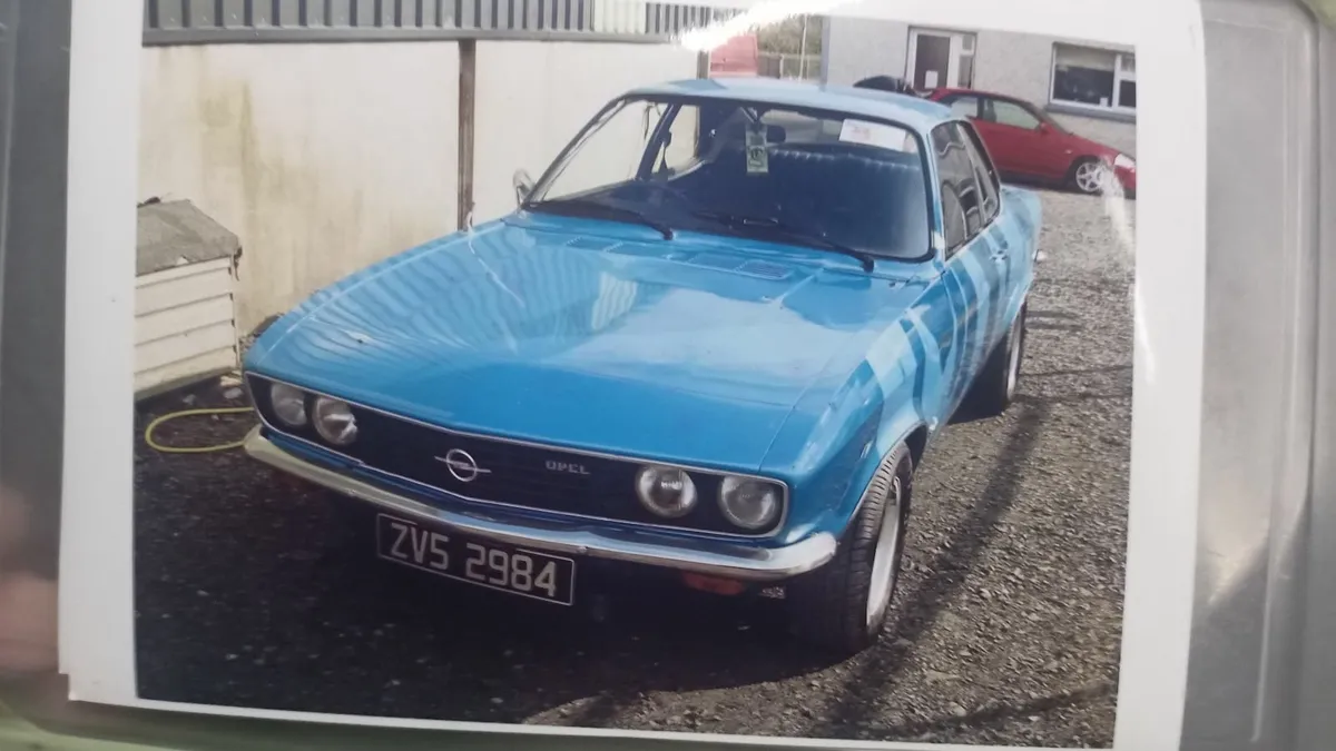 Opel Manta 1975 partly restored - Image 2