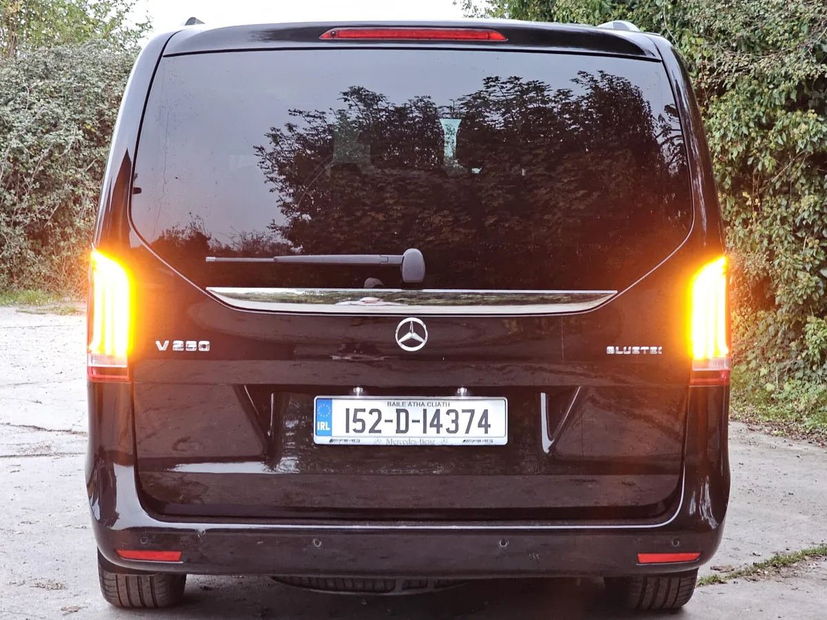 2015 MERCEDES BENZ V-CLASS, 8 SEATS €25,900 - Image 3