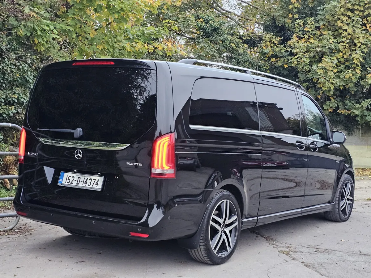 2015 MERCEDES BENZ V-CLASS, 8 SEATS €25,900 - Image 2