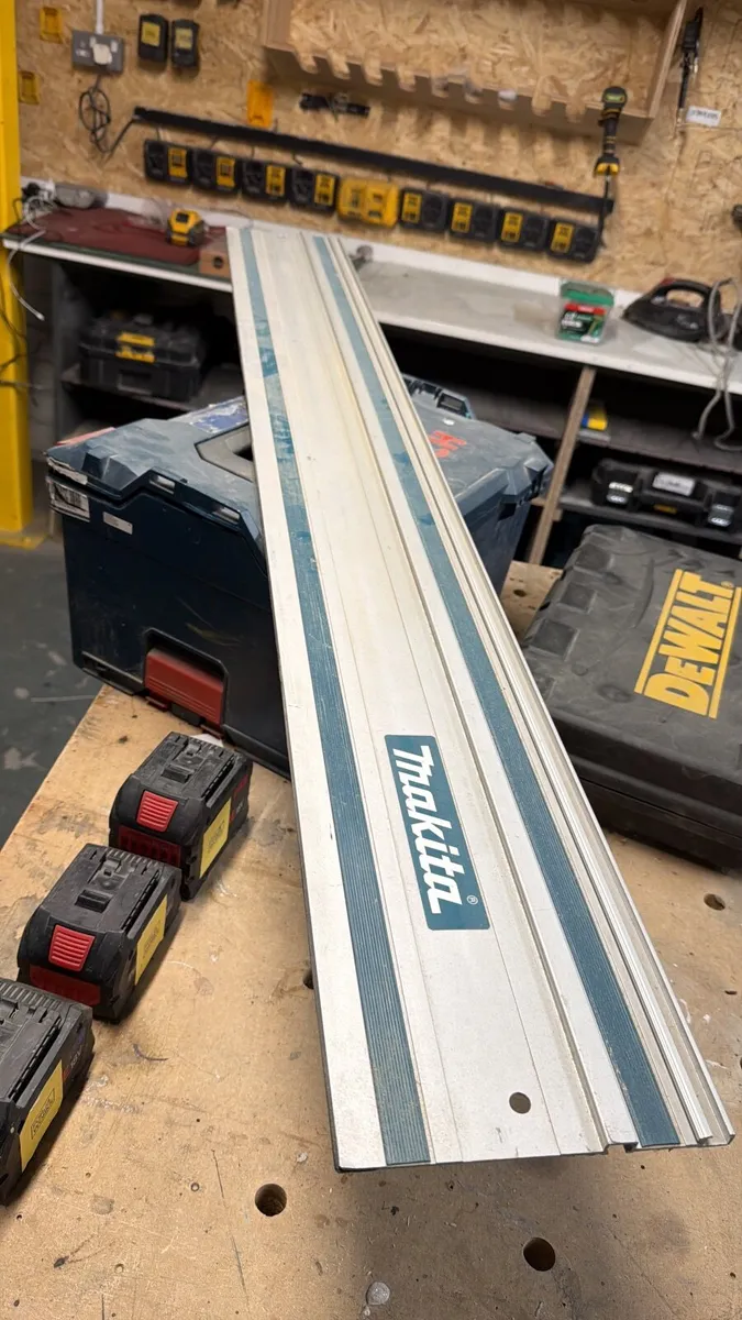 Bosch  Mitre saw / skill saw / Track saw / baterie - Image 4