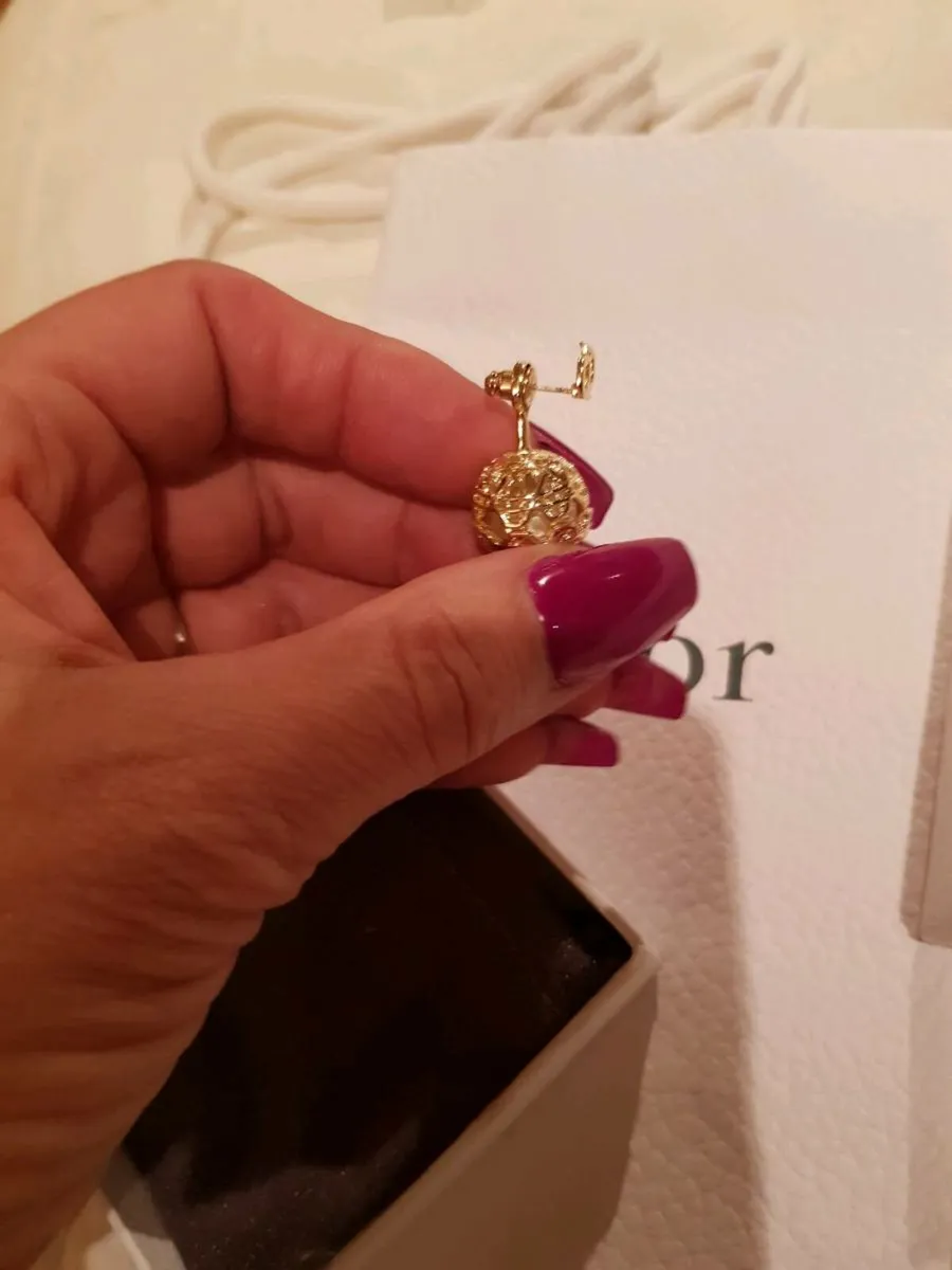 Christian Dior Pearl Cannage Silver Earrings - Image 4