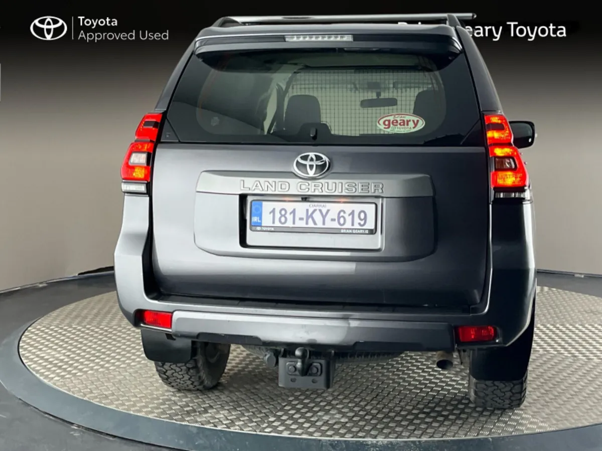 Toyota Land Cruiser LWB GX COMM - Image 4