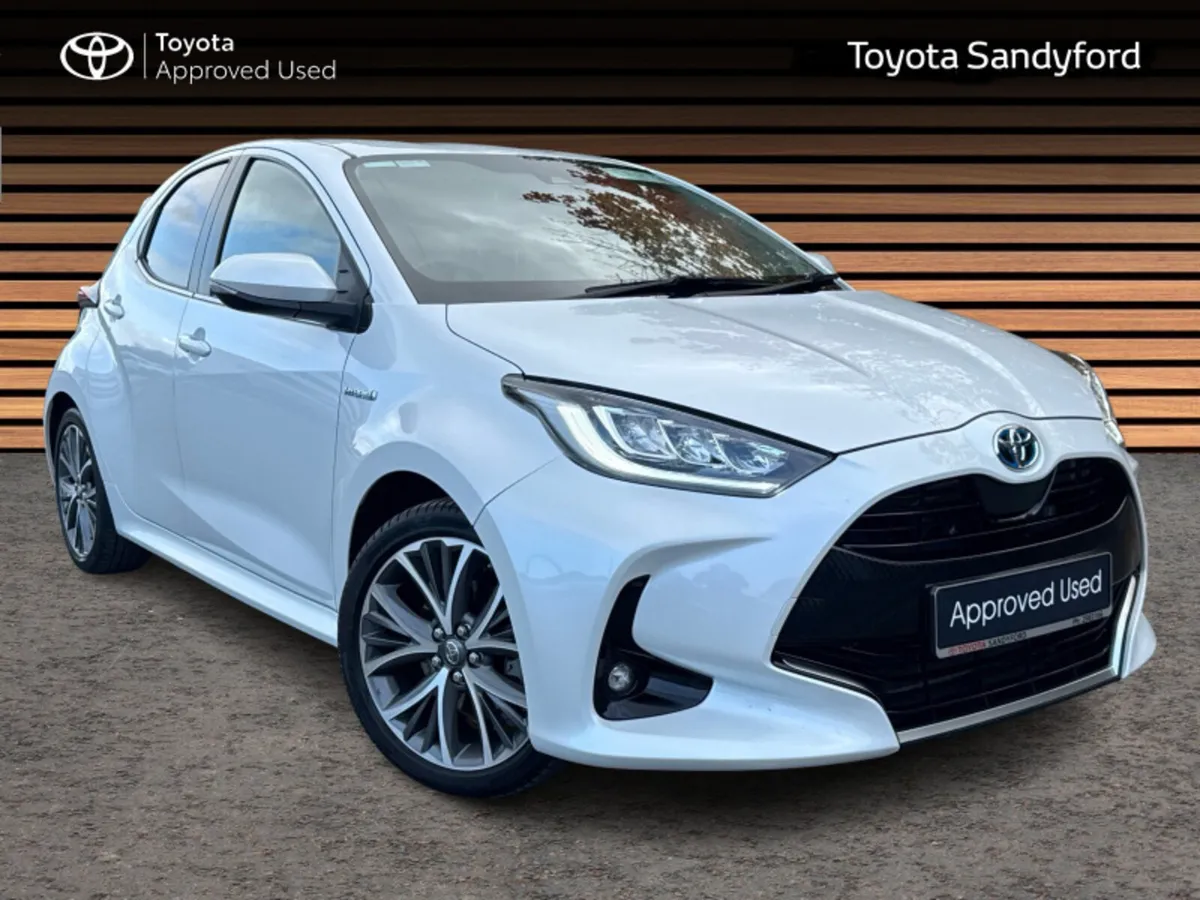 Toyota Yaris HYBRID PLATINUM TOP SPEC *IRISH CAR* - Image 1