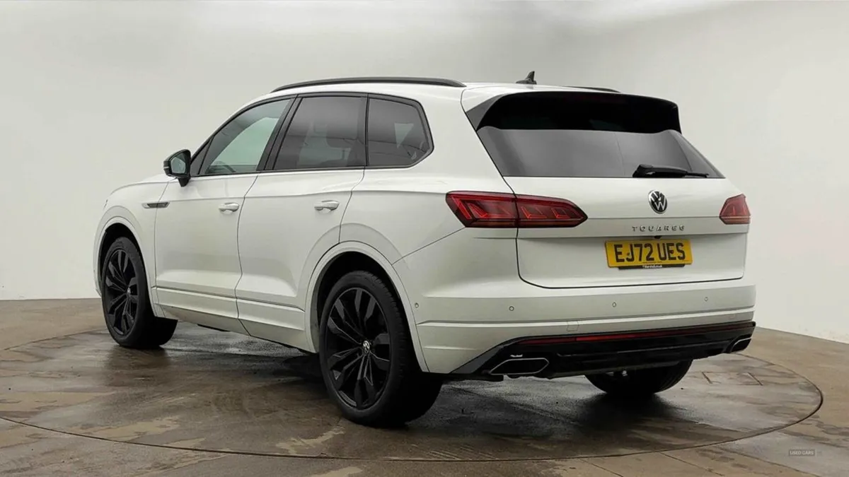Volkswagen Touareg Diesel Estate - Image 3