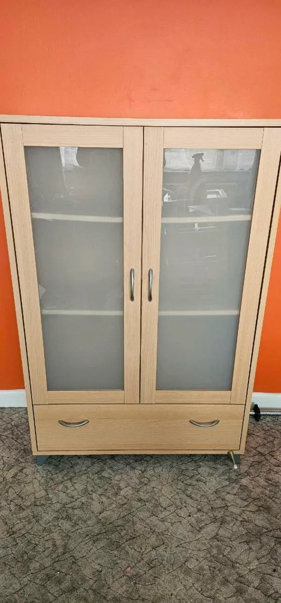 Frosted glass door cabinet - Image 1