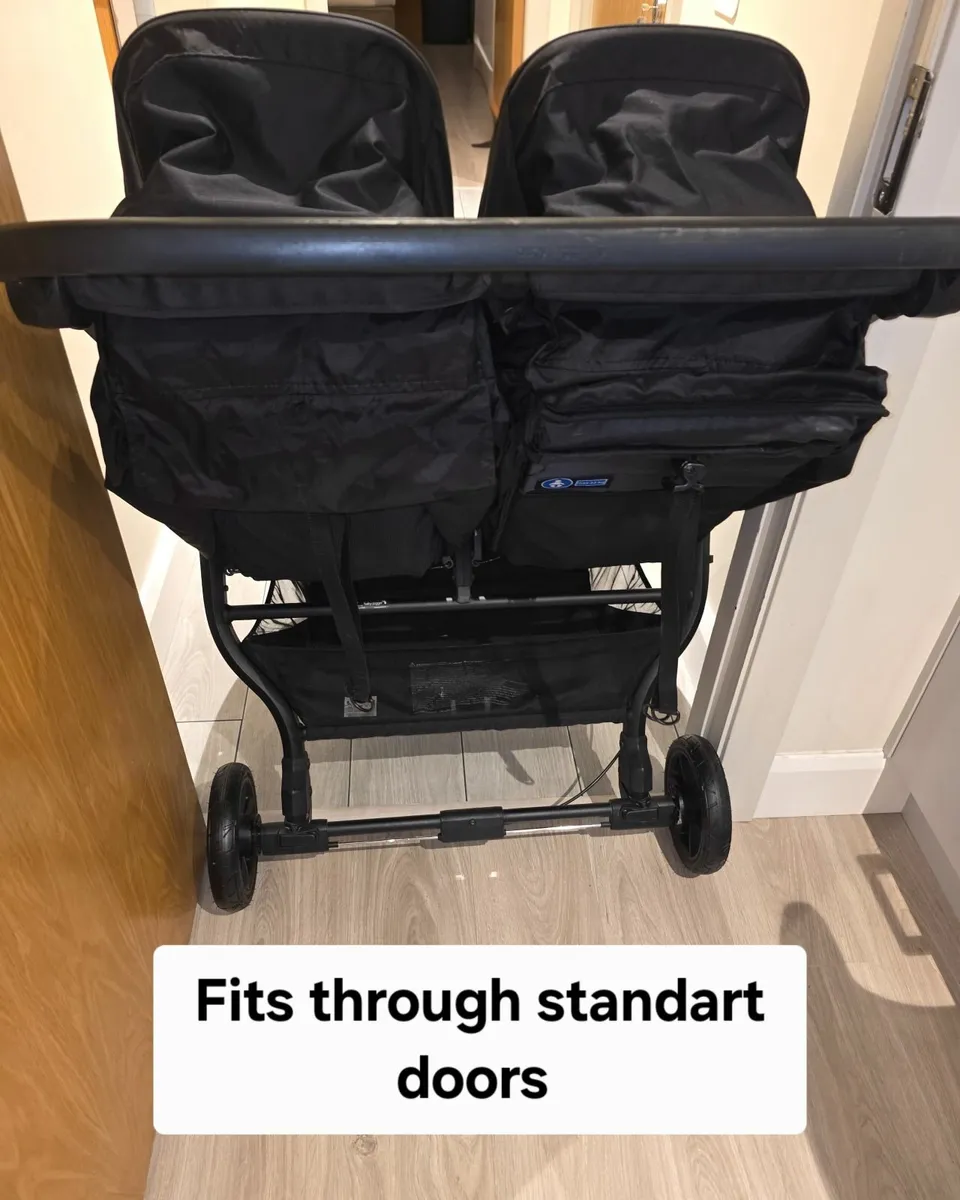 IMMACULATE Baby Jogger City Mini GT2 double - Image 3