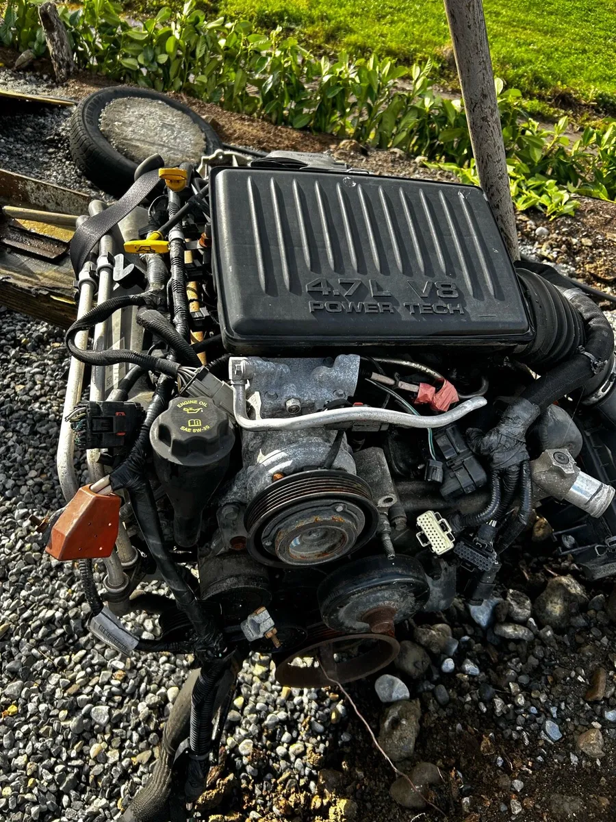 Cherokee v8 engine - Image 3