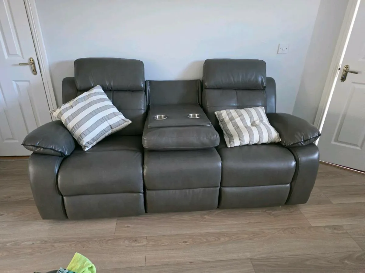 Recliner sofa 3+2 - Image 3
