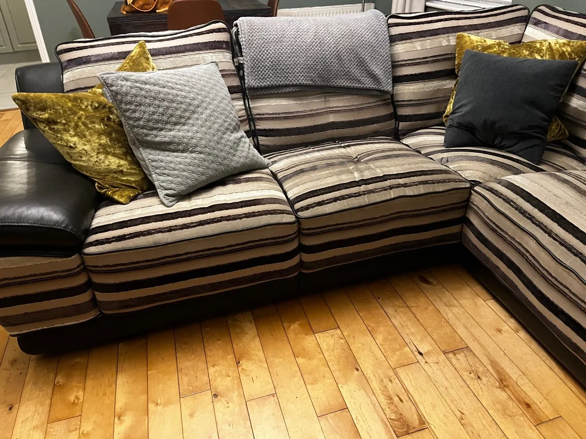 Corner sofa, left handed - Image 3