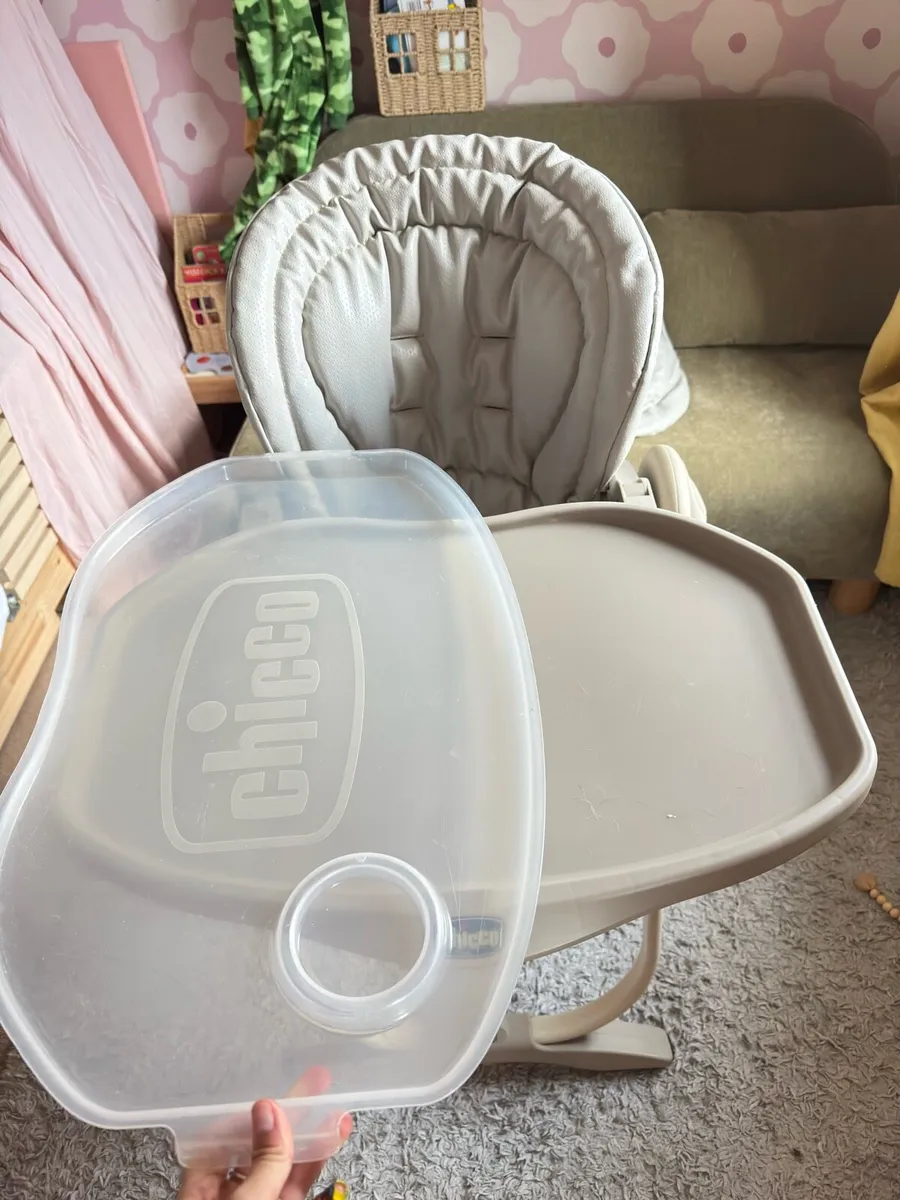 High chair - Image 2