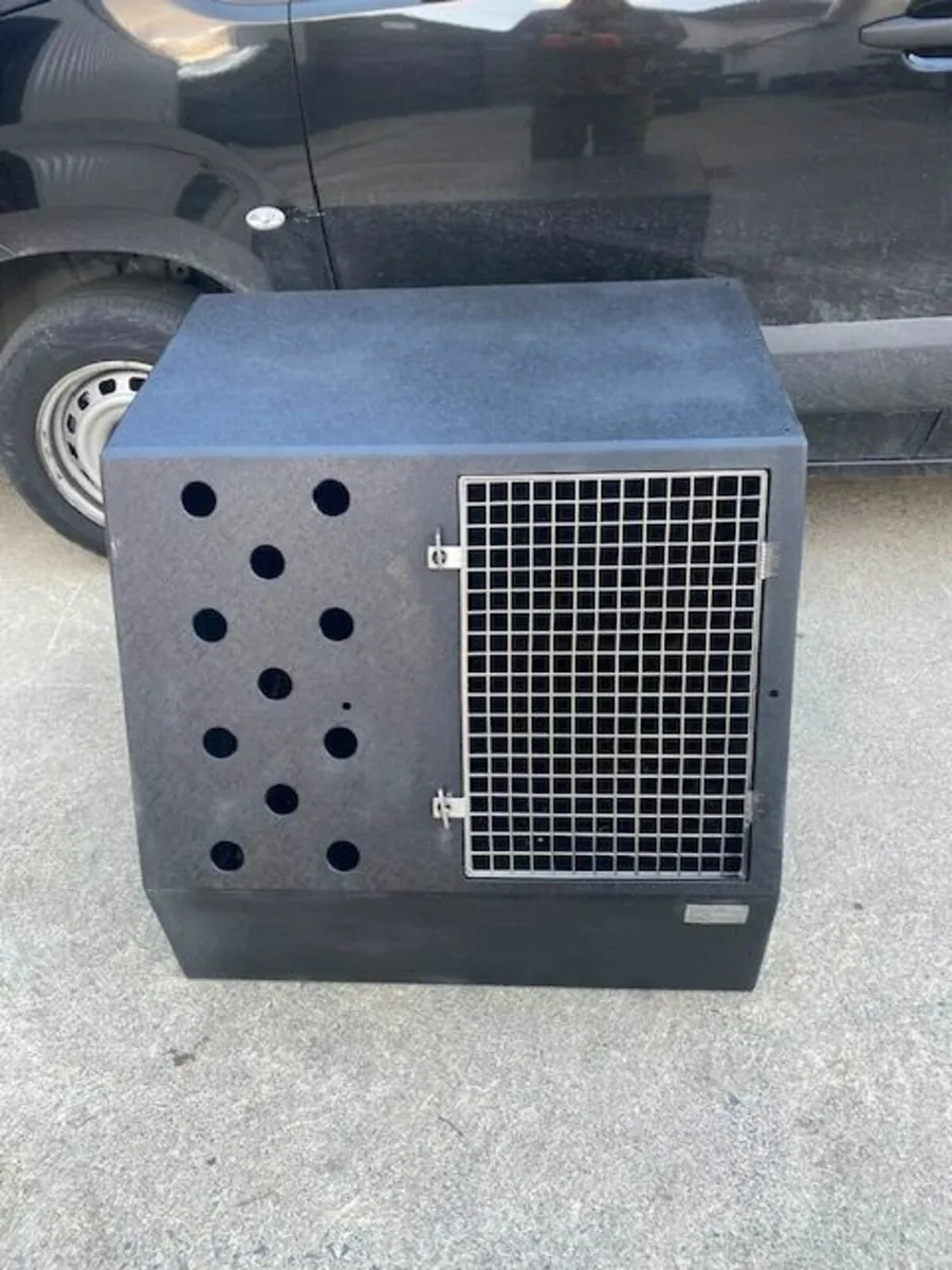 Dog Transport Box - Image 1