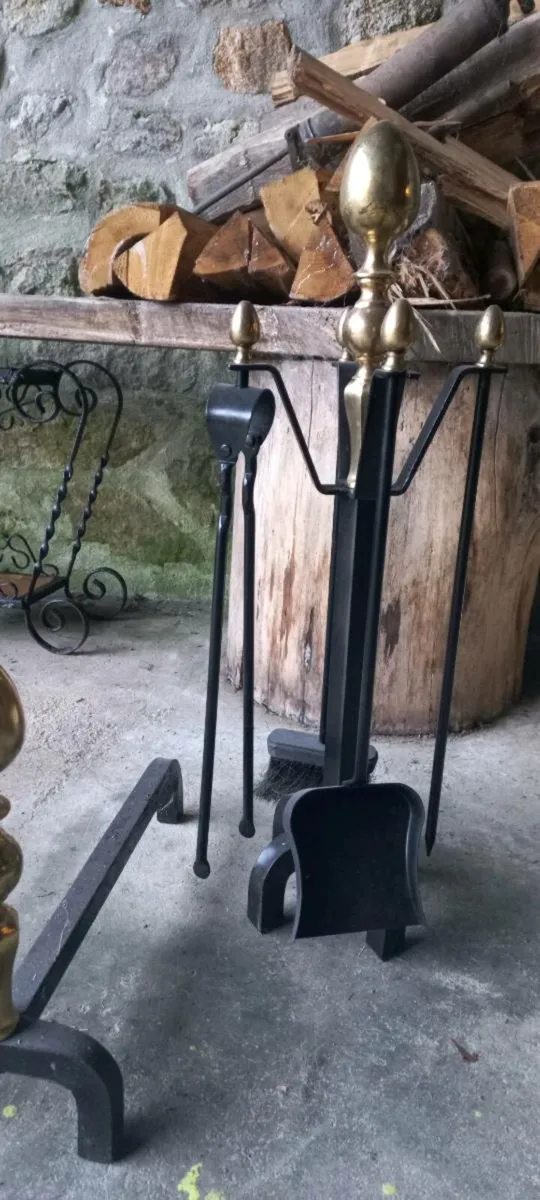 Antique fire Dogs centre grate and fire side set - Image 3