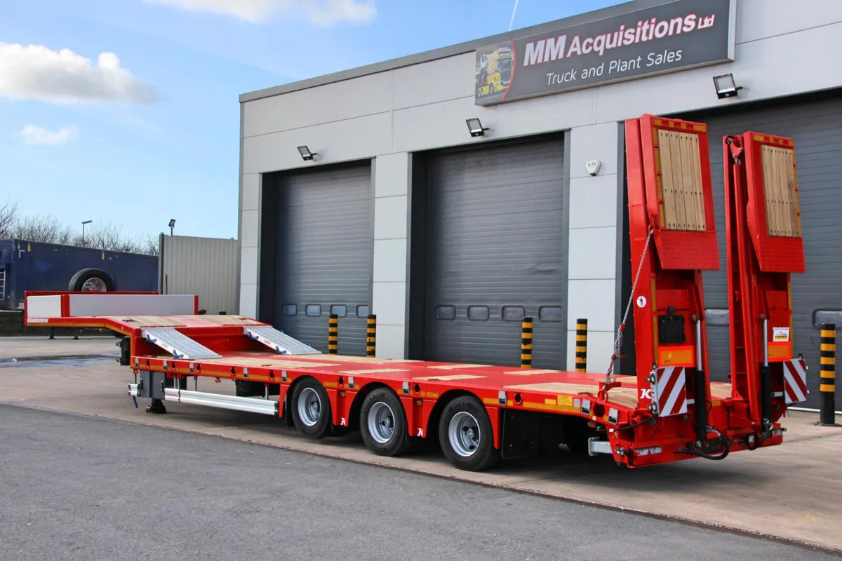 2025 KÄSSBOHRER 3 AXLE EXTENDABLE LOW LOADER - Image 4