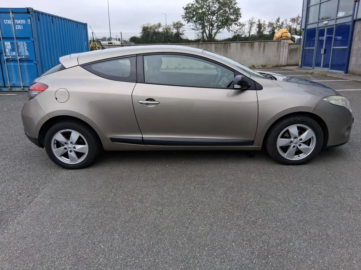 Renault Megane - Image 2
