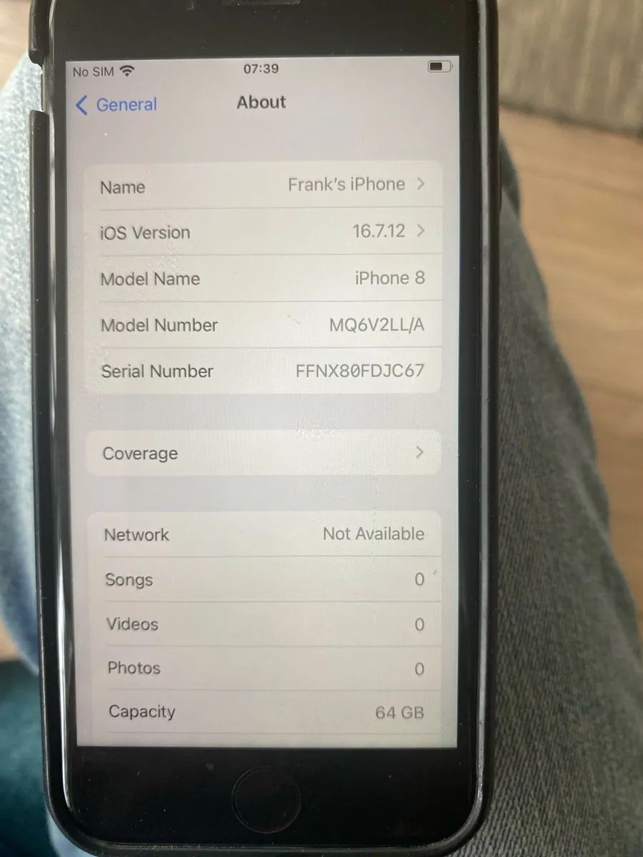 iPhone 8 - Image 4