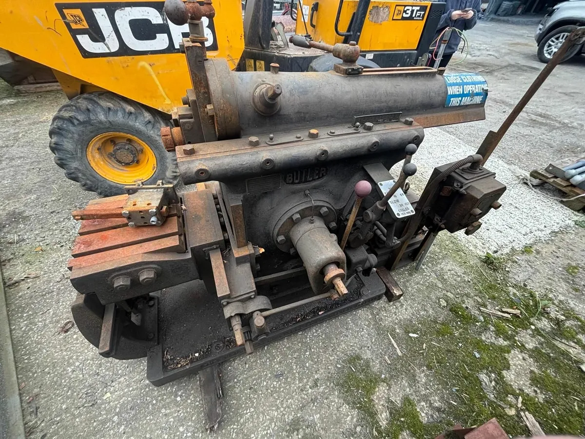 Keyway machine and Gear cutting machine - Image 4