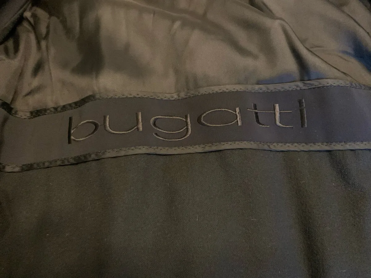 Overcoat - Image 2