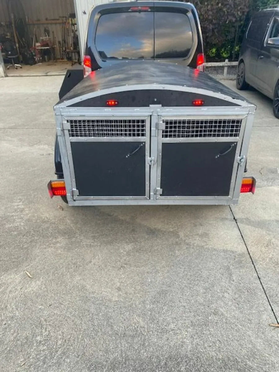 Dog Trailer - Image 4
