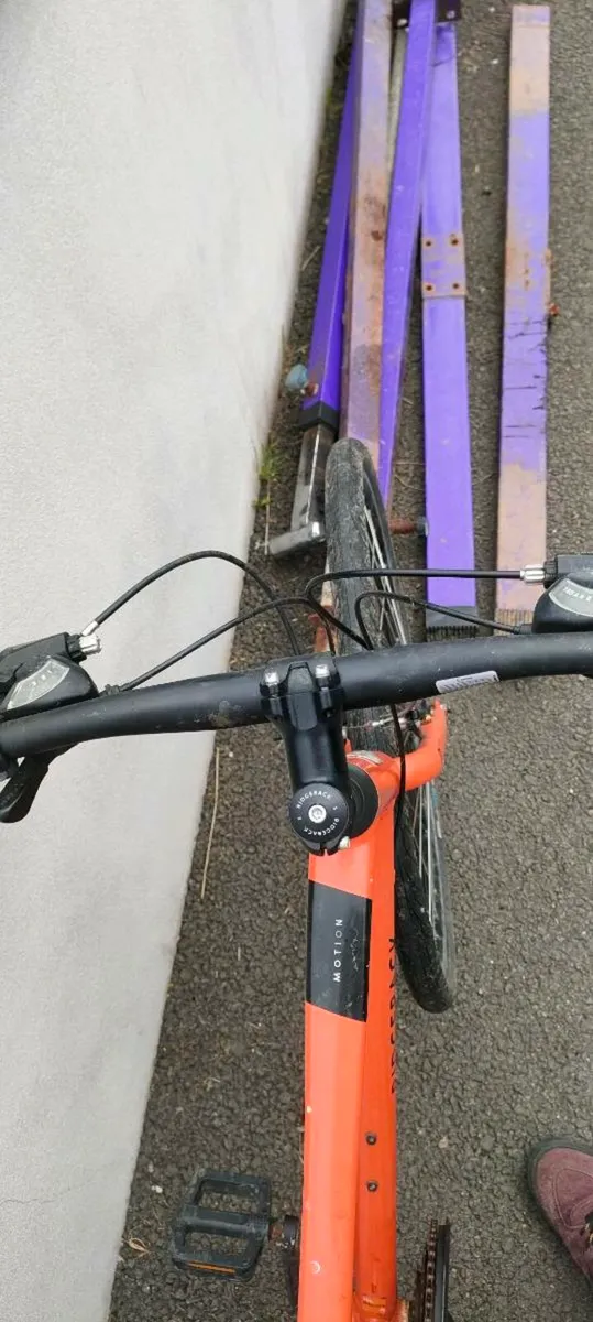 Hybrid bike - Image 3