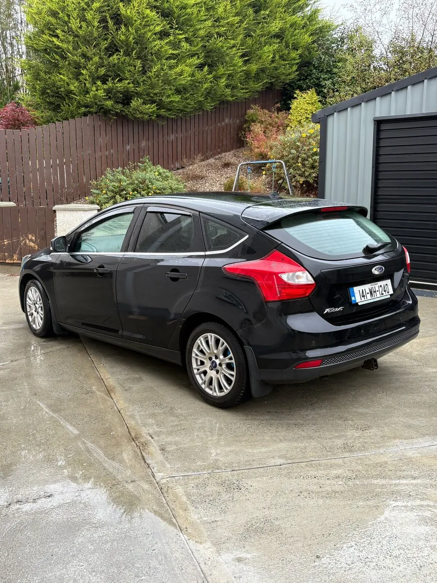 2014 ford focus titanium model - Image 3