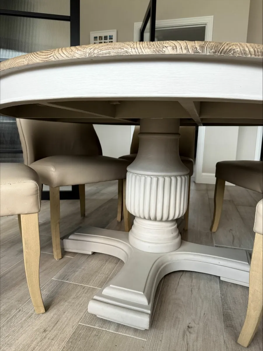 Round Dining Table - Image 3