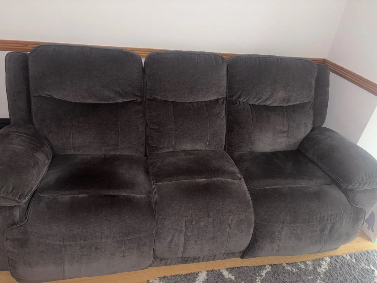 Electric Recliner Couch - Image 1