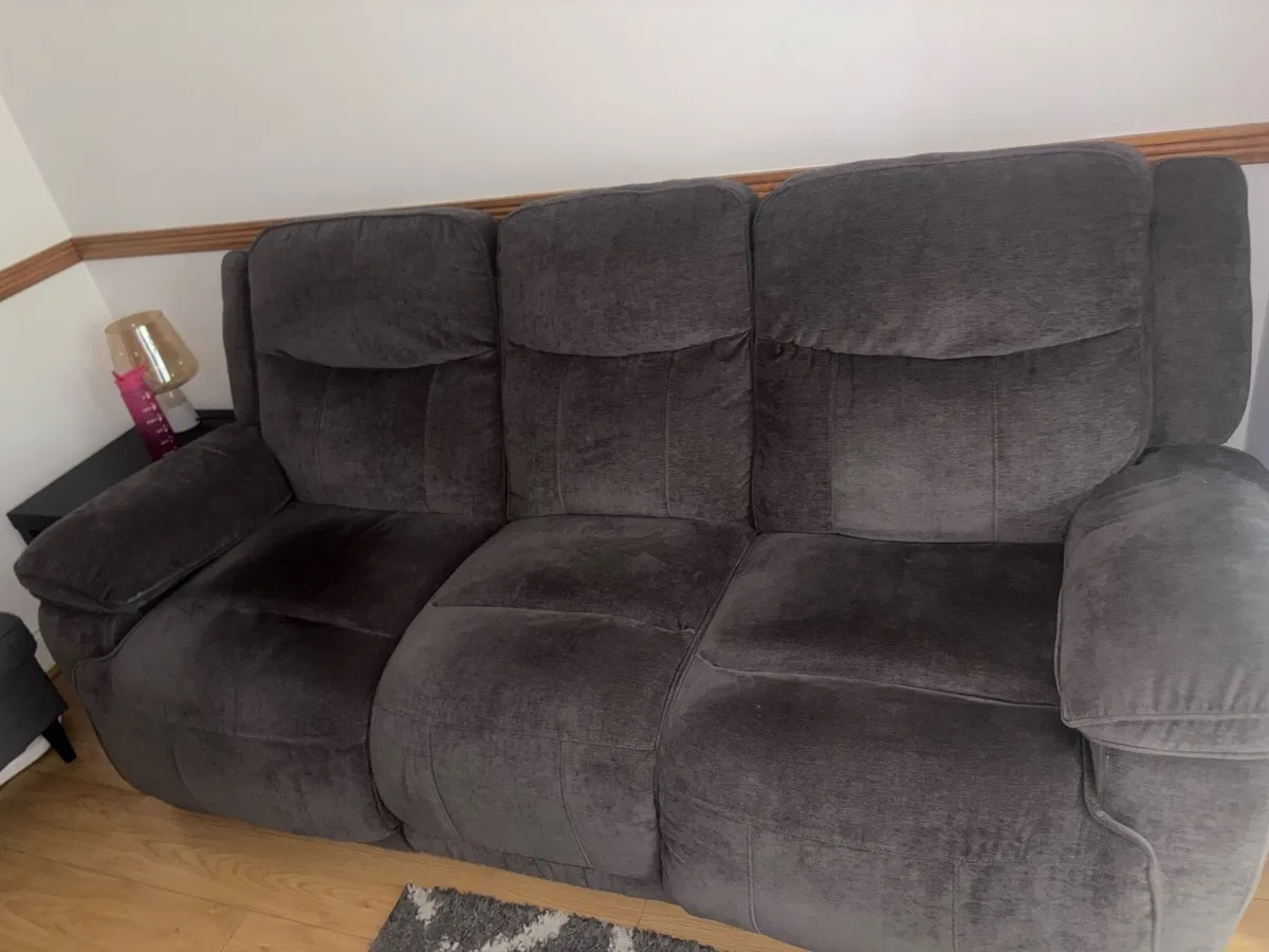 Electric Recliner Couch - Image 2
