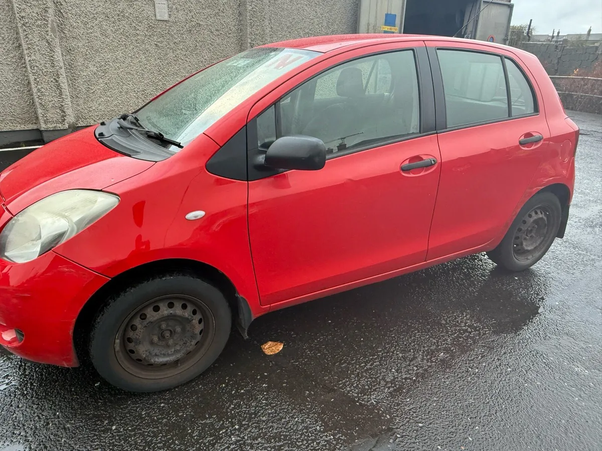 Toyota Yaris - Image 3