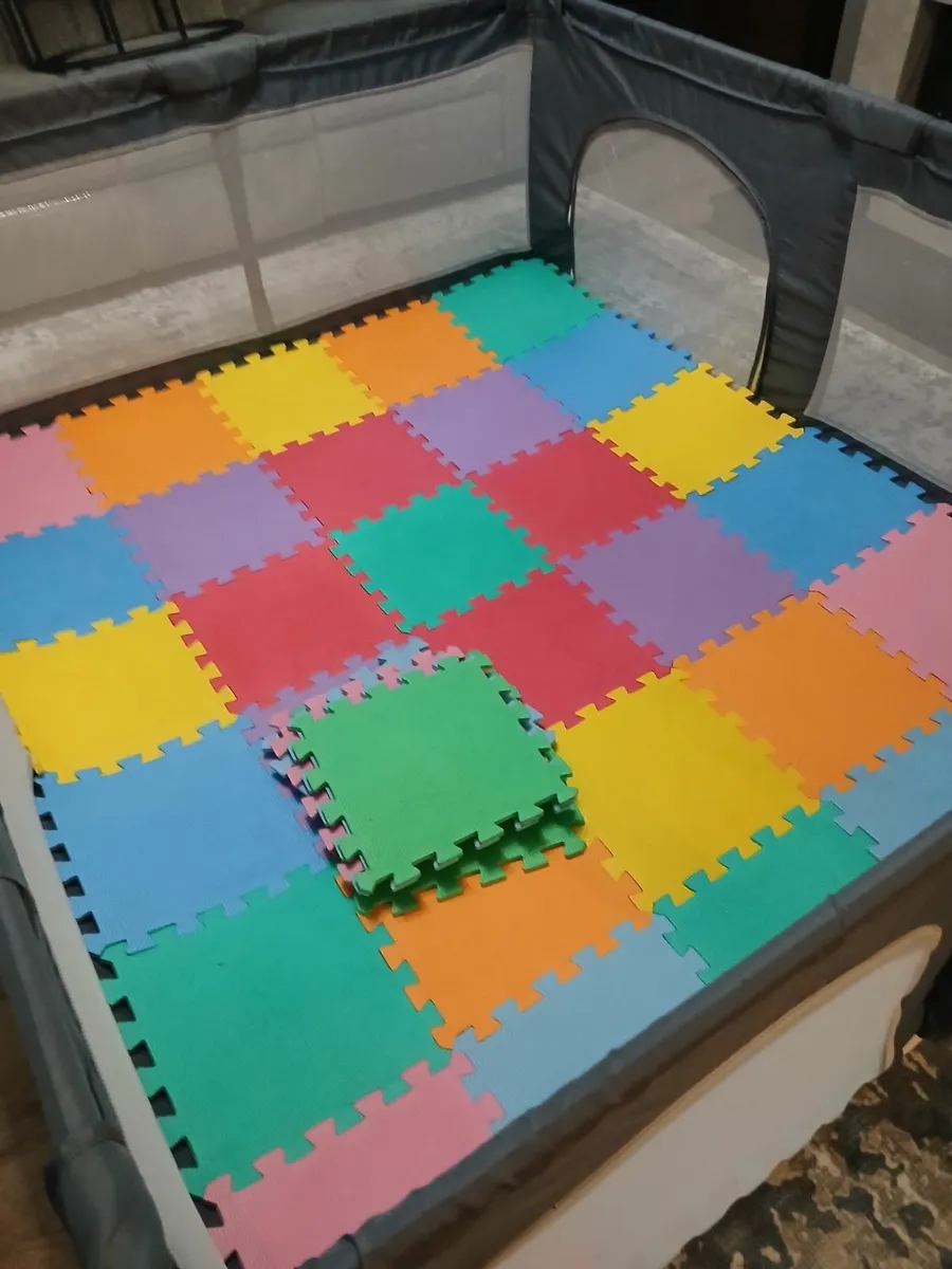 Big Playpen - Image 3