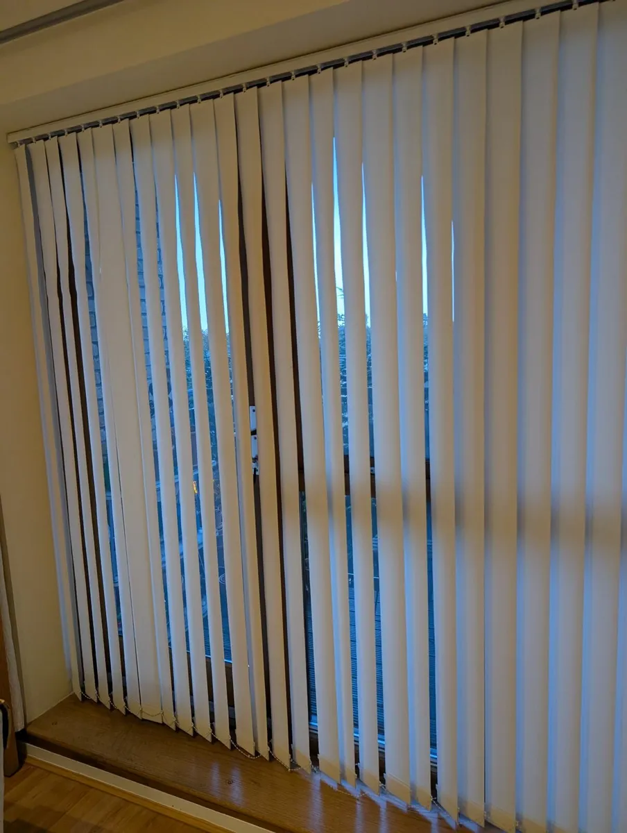 Blinds - Image 2
