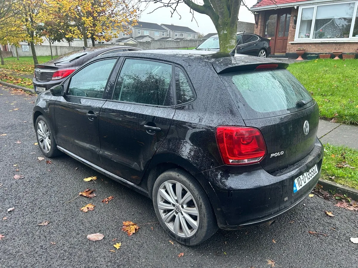 Car - Image 2