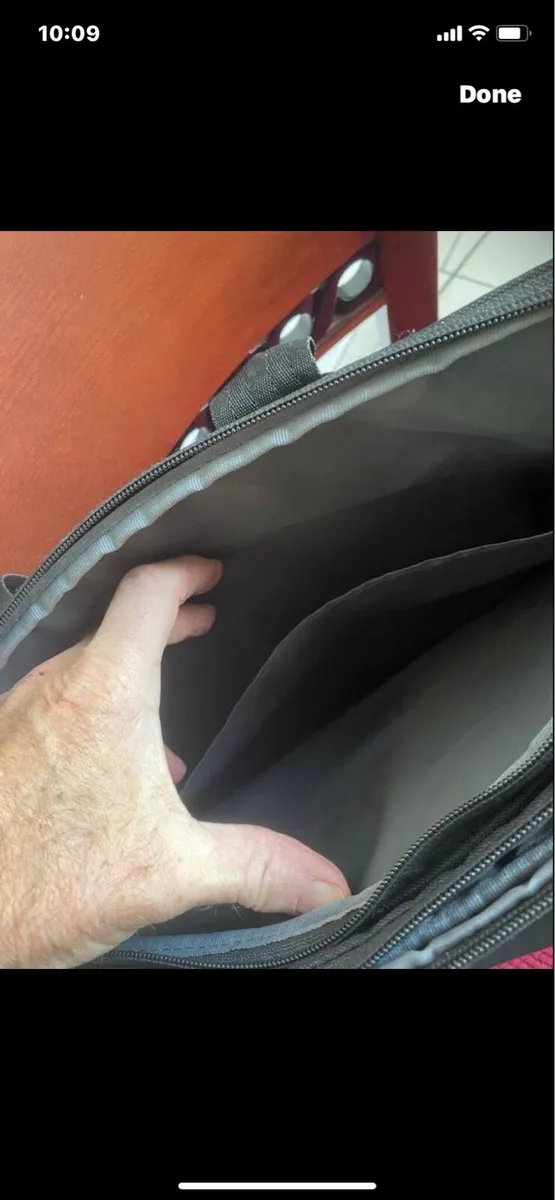 Dell Expandable Laptop Bag/ Briefcase - Image 4