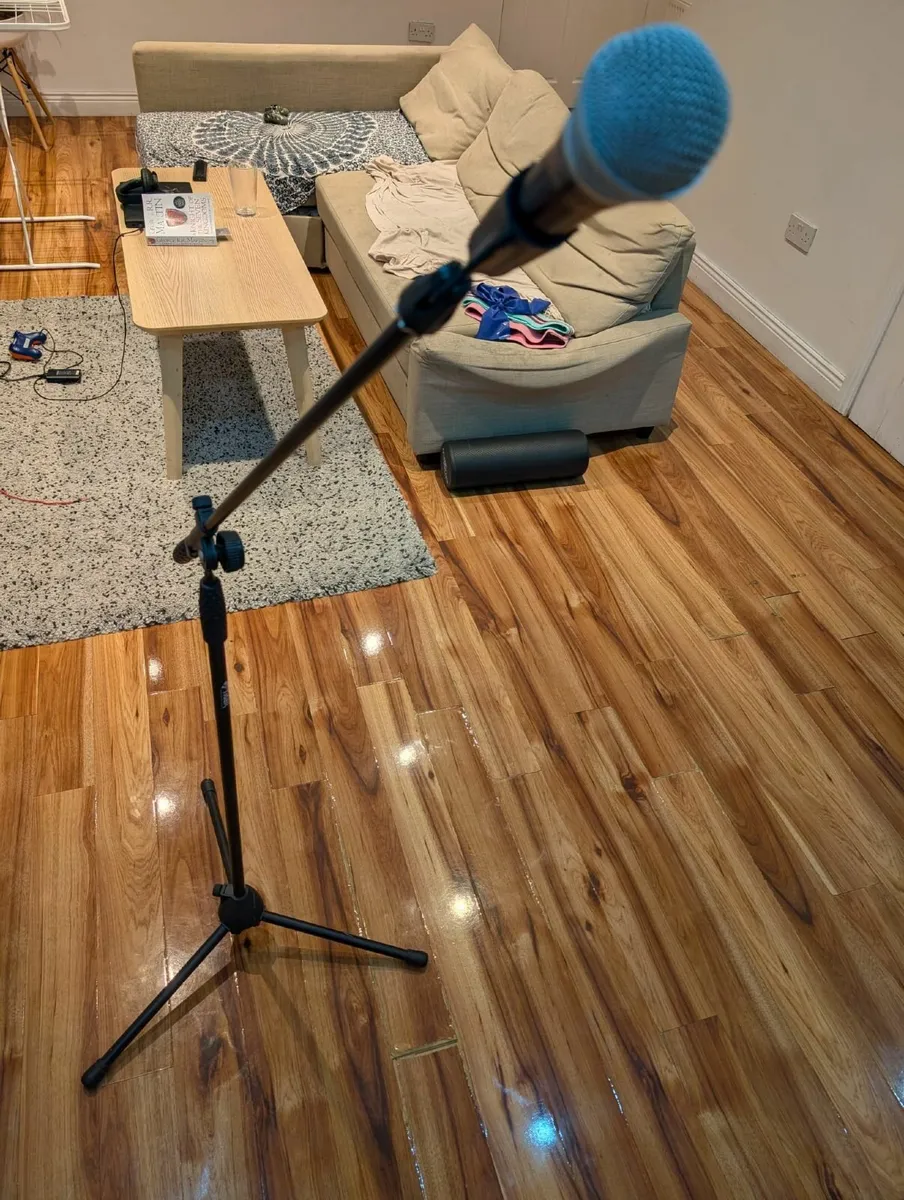 Shure PGA48 Microphone + Stand – Mint Condition - Image 4