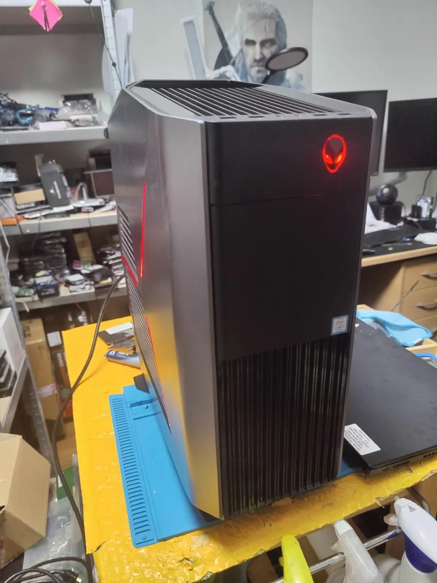Alienware Gaming PC i7/32GB/RTX 2060/SSD+HDD/Wifi/ - Image 2