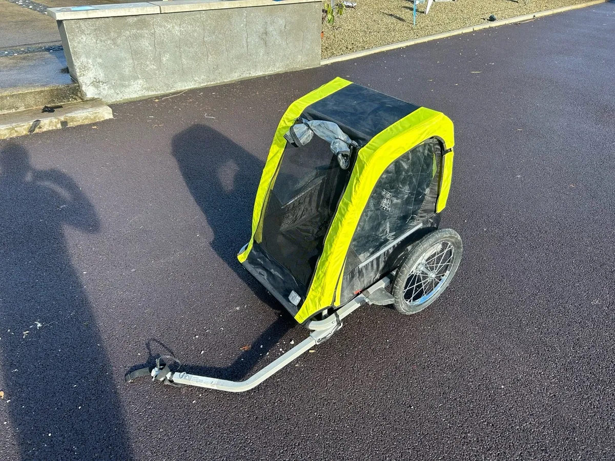 Kids bike trailer - Image 1