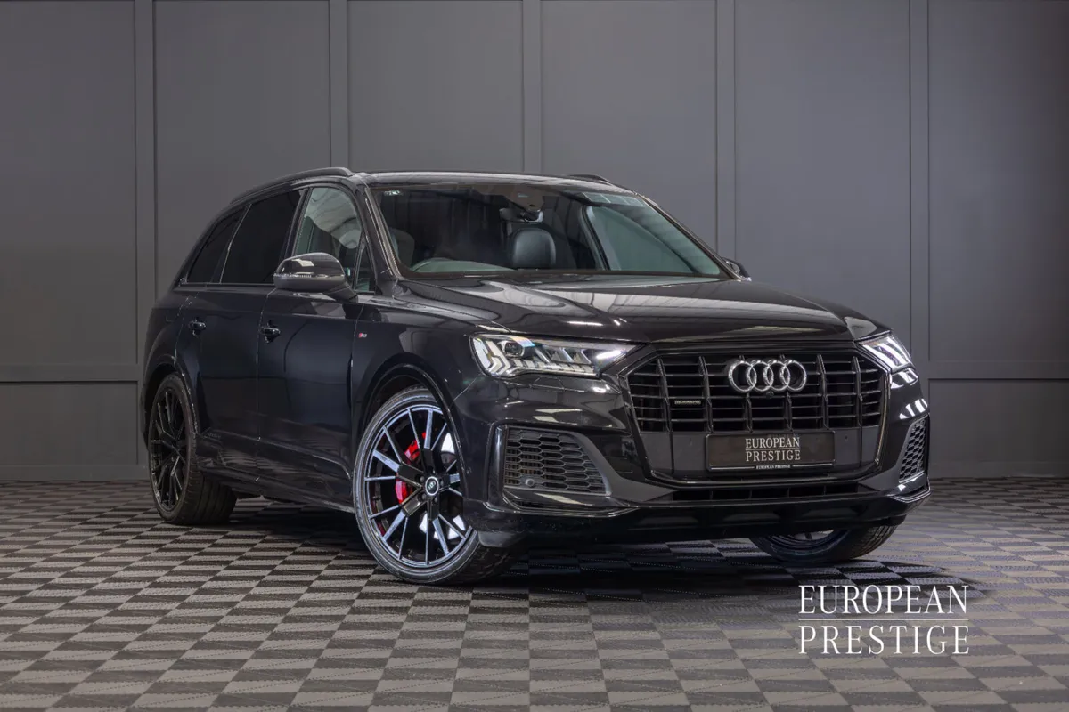 2022 Audi Q7 60 TFSIe S-Line Quattro Competition - Image 1